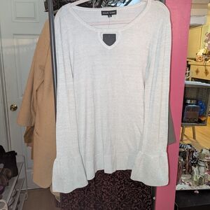 Black Rivet Soft Gray Flared Sleeve Sweater Top